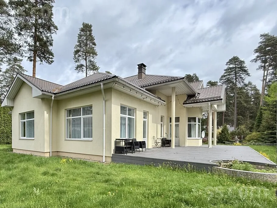 Lauvu 11, Bergi