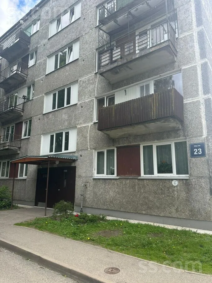Vishku 23, Kengarags