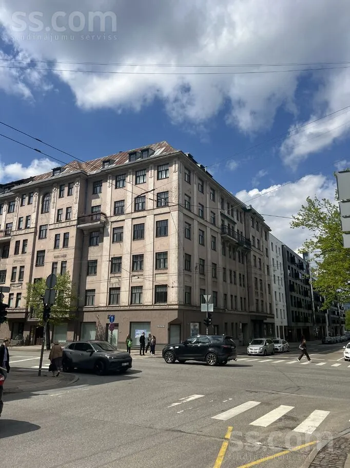 Valdemara 57/59, Centre