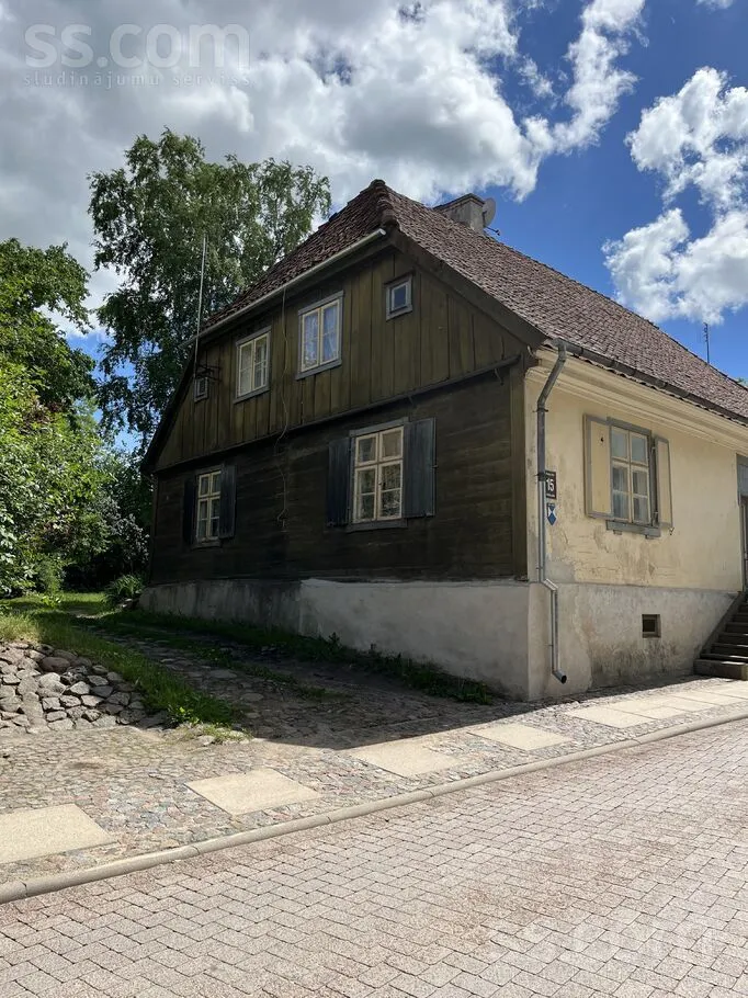 Kalna 15, Kuldīga