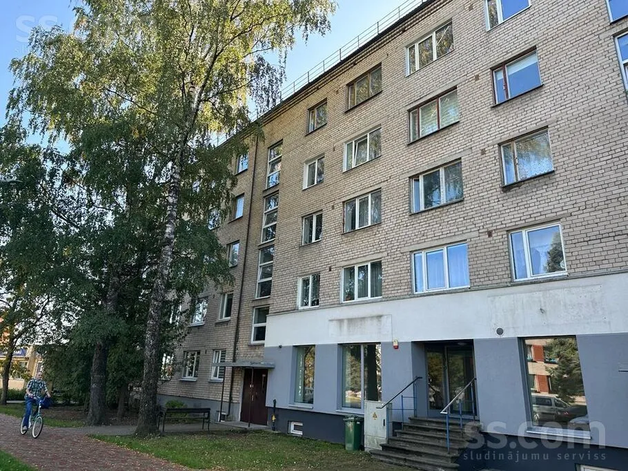 Draudzības aleja 8, Jēkabpils