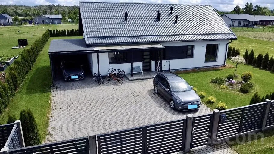 Gredzenu iela 17, Ādaži, Ādažu nov.