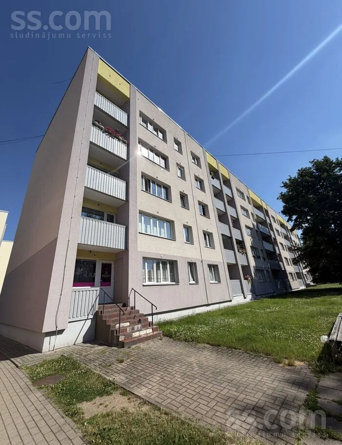 Raiņa iela 18, Valka