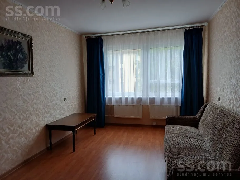 Uzvaras prospekts 10, Baloži
