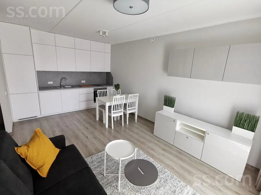 Latgales 188, Centre