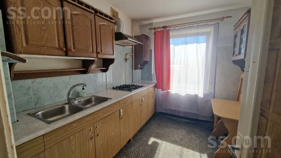 Valmieras 21, Cēsis