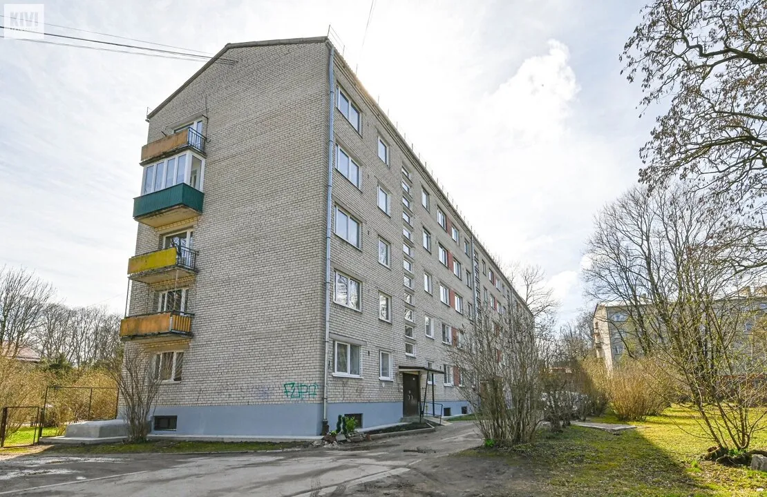 Rīga, Zasulauks, Elvīras iela 8