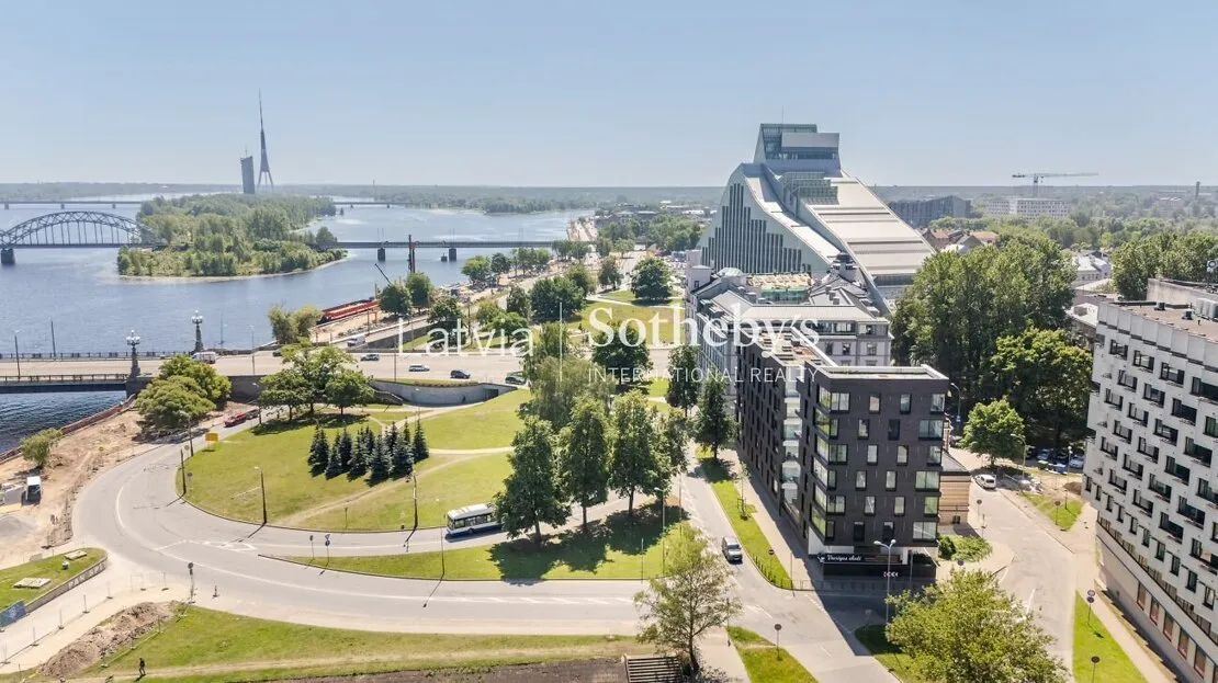 Rīga, Klīversala, Kuģu iela 15