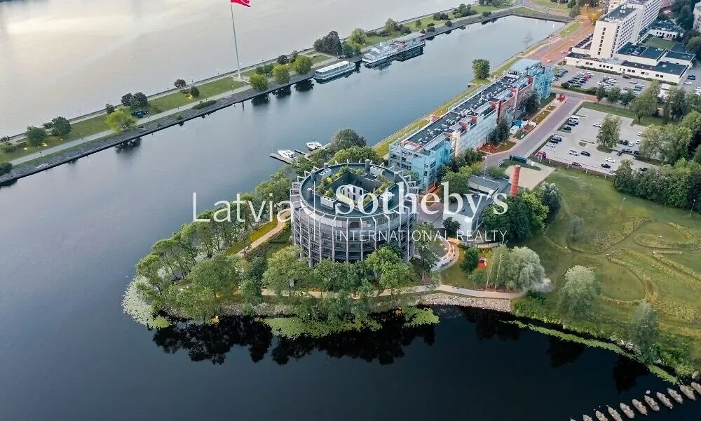 Rīga, Klīversala, Trijādības iela