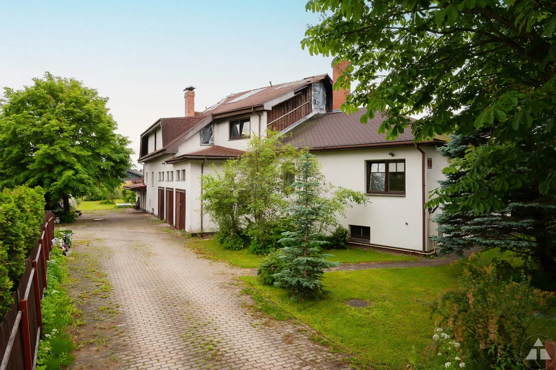 Kastaņu iela 1