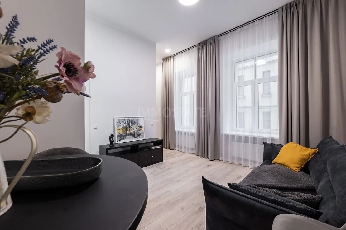 Rīga, Centrs, Pulkveža Brieža iela 10