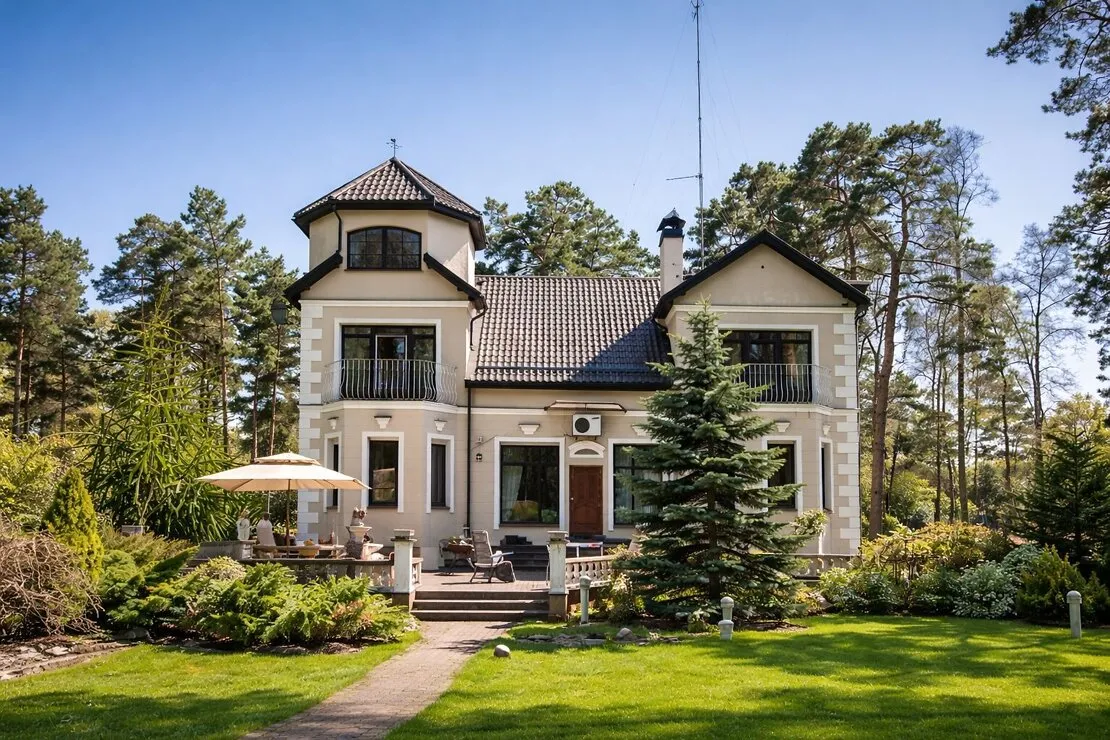 Jūrmala, Melluži, Kāpu iela 81
