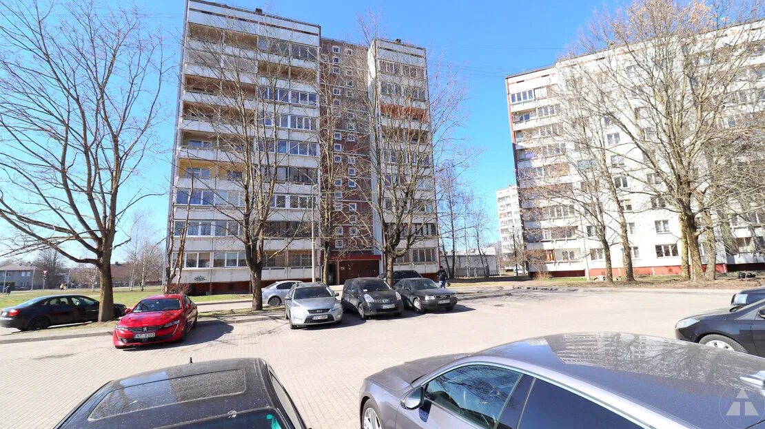 Rīga, Pļavnieki, Brāļu Kaudzīšu iela 1