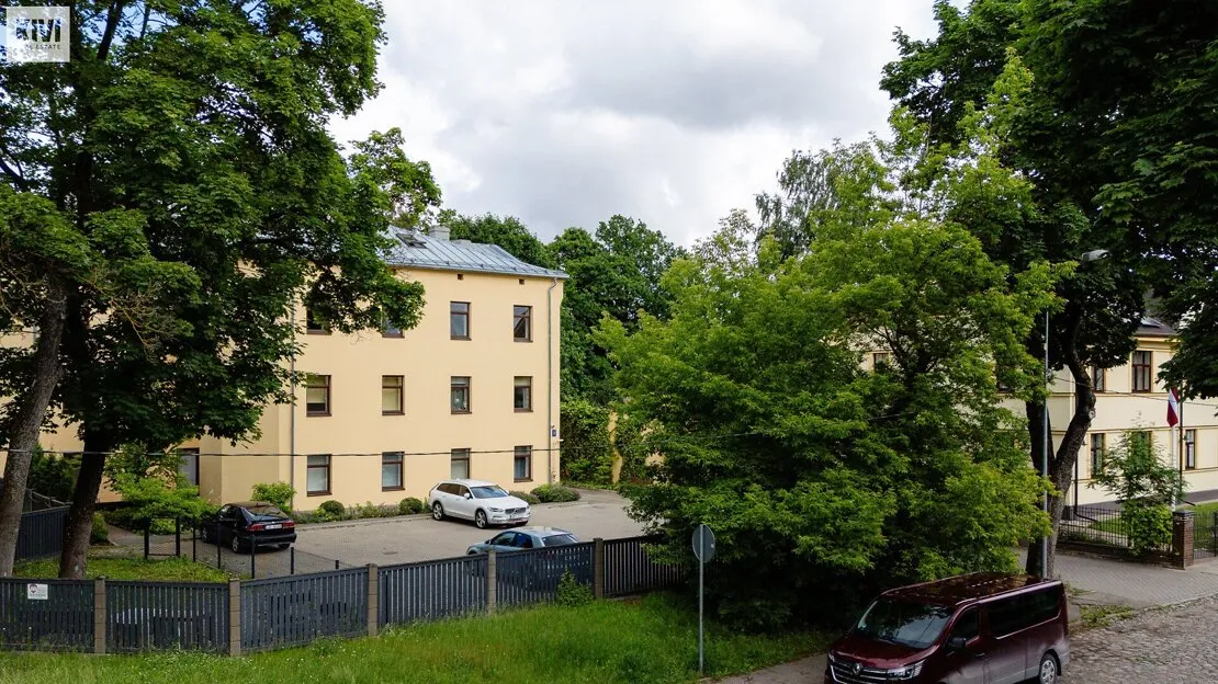 Rīga, Bieriņi, Īves iela 3