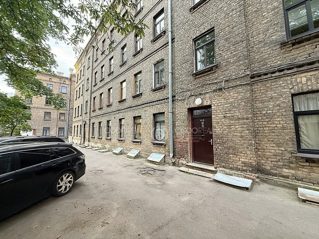 Rīga, Centrs, Krišjāņa Barona iela 80