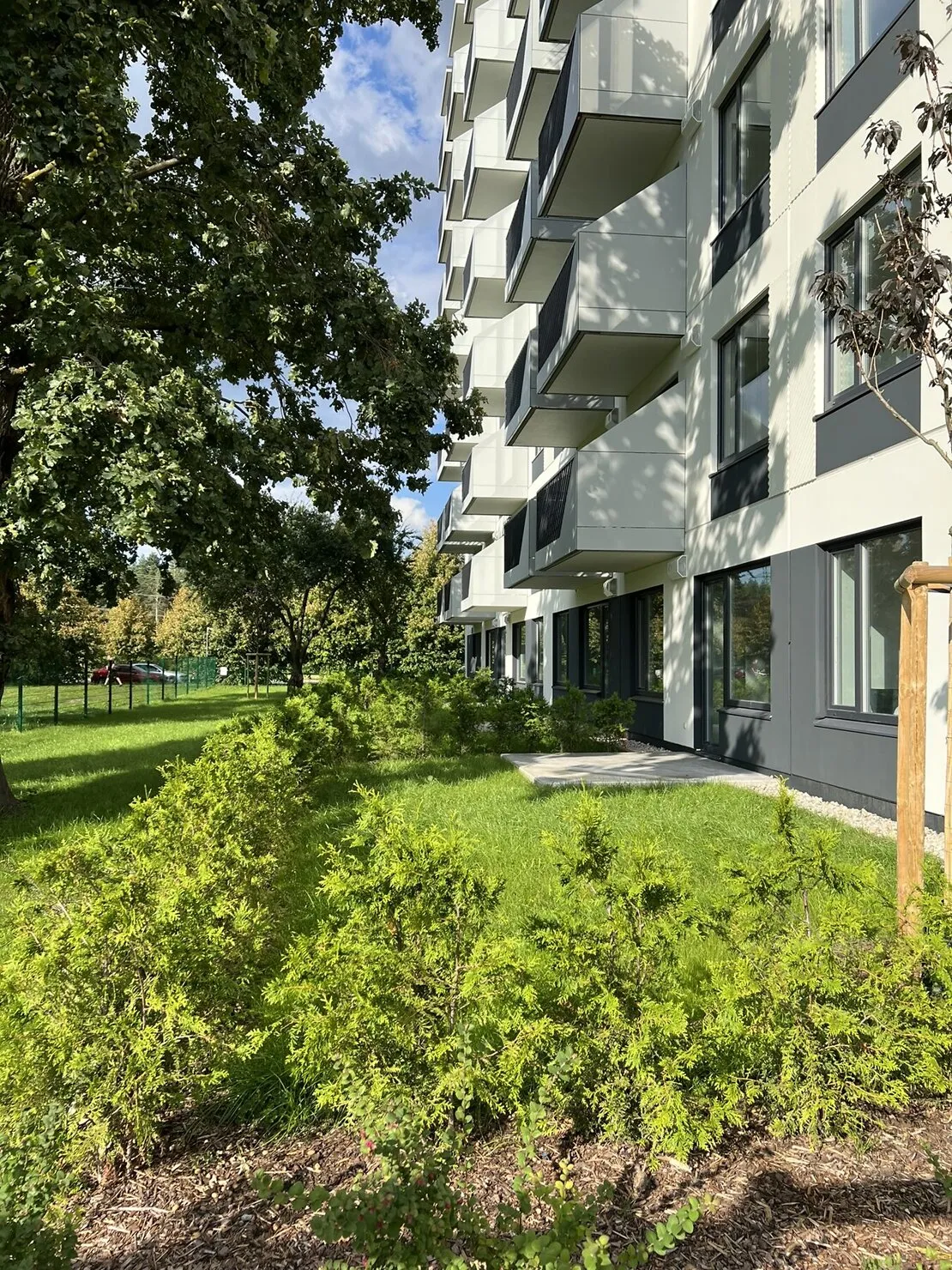 Rīga, Purvciems, Dzelzavas iela 104