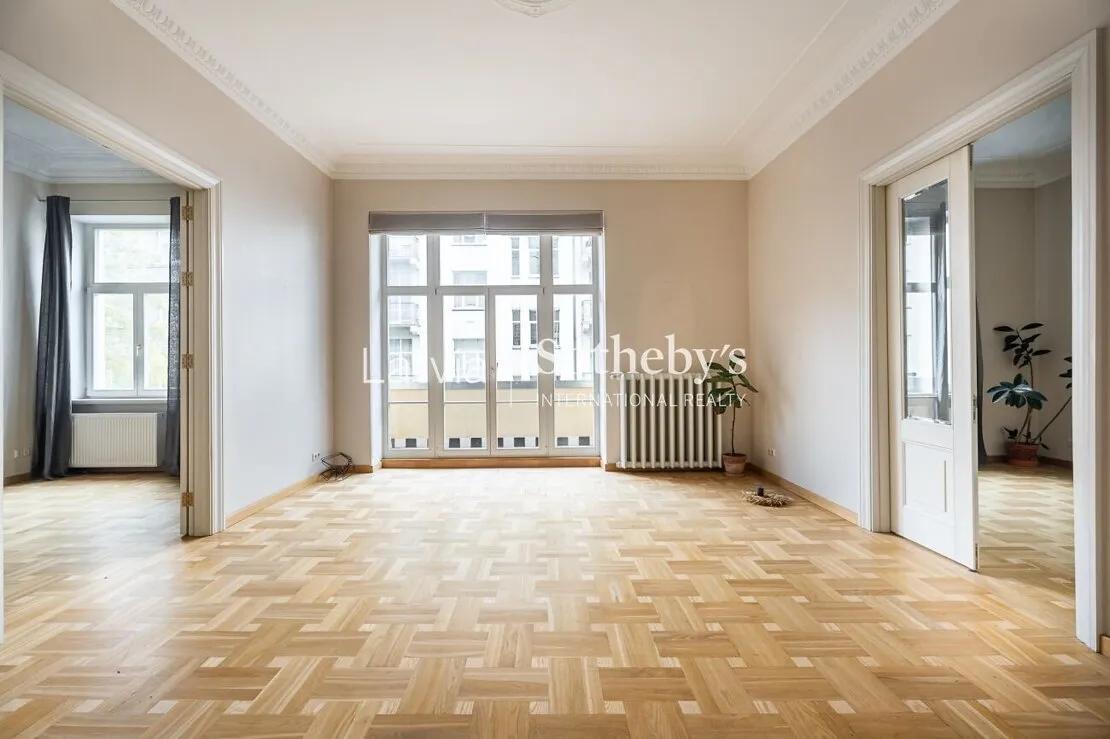 Rīga, Strēlnieku iela 1a