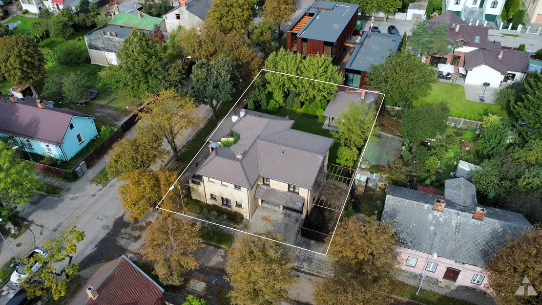 Liepāja, Dzintaru iela 43