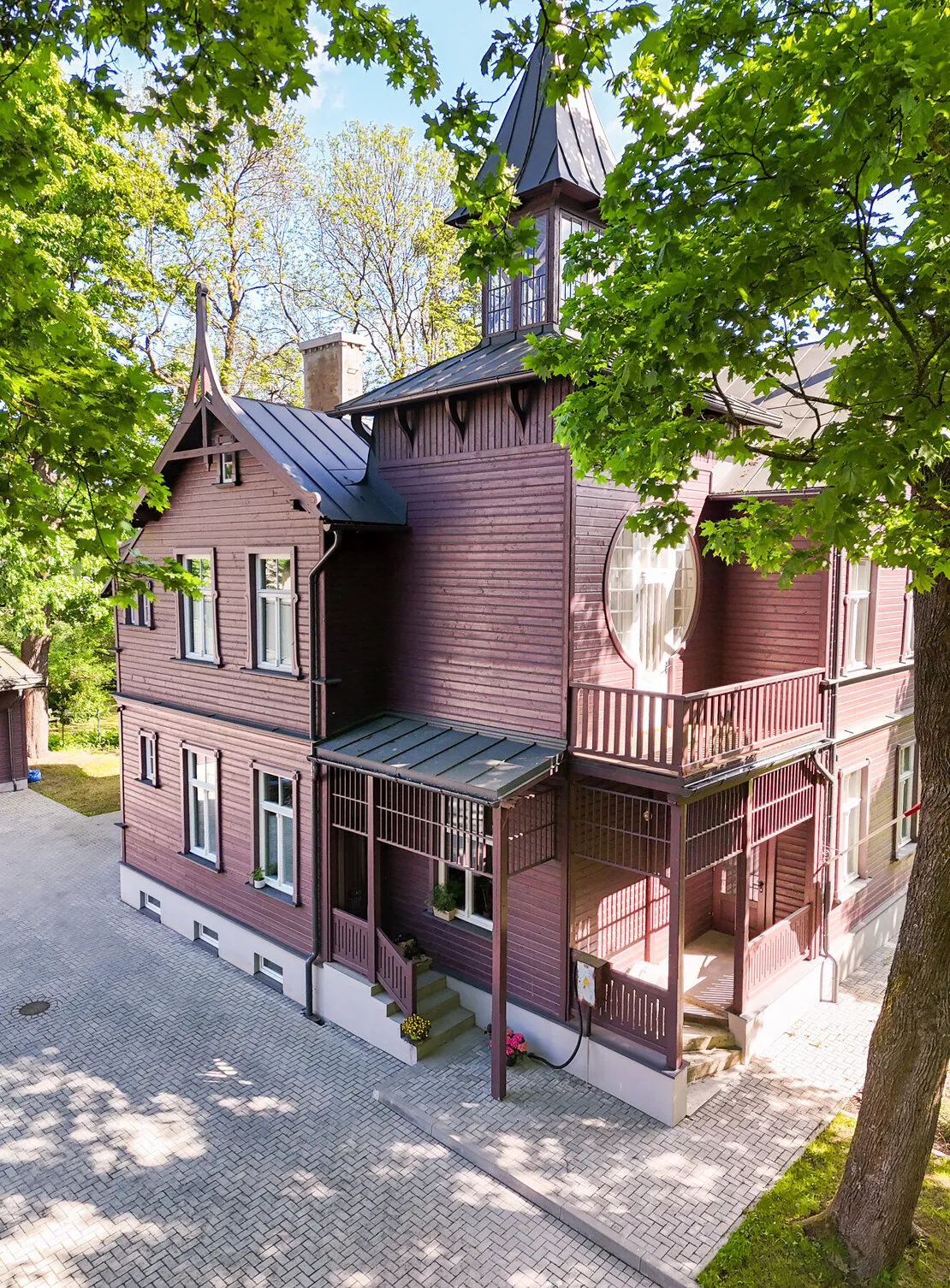 Rīga, Āgenskalns, Kristapa iela 2