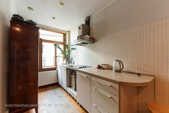 Rīga, Centrs, Bruņinieku iela 87