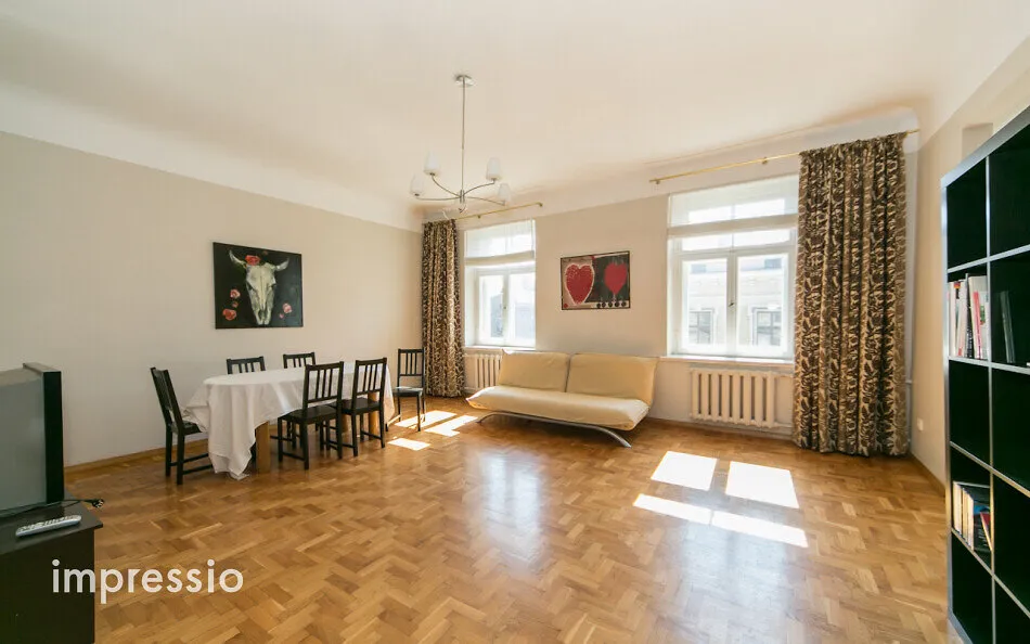 Rīga, Centrs, Baznīcas iela 37