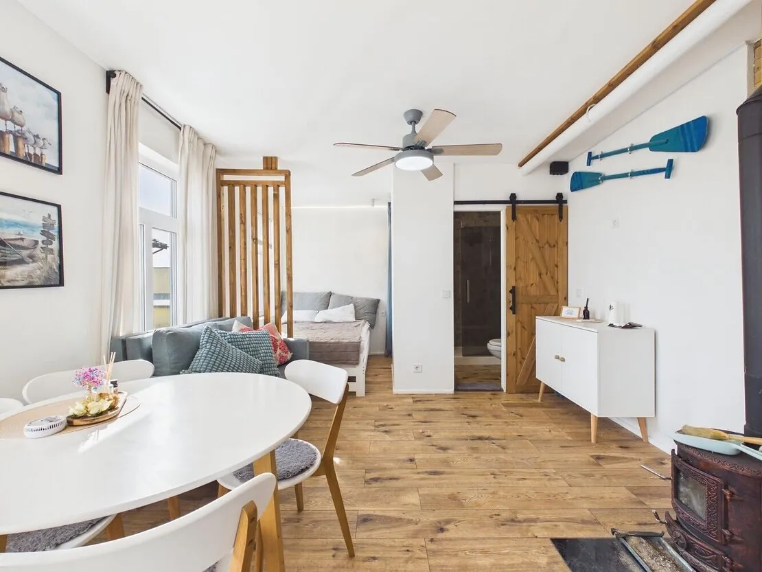Liepāja, Ozolu iela 12
