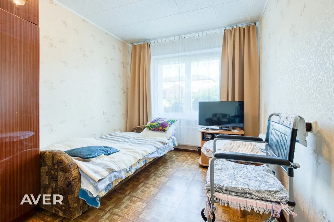 Valmiera, Linarda Laicena iela 12