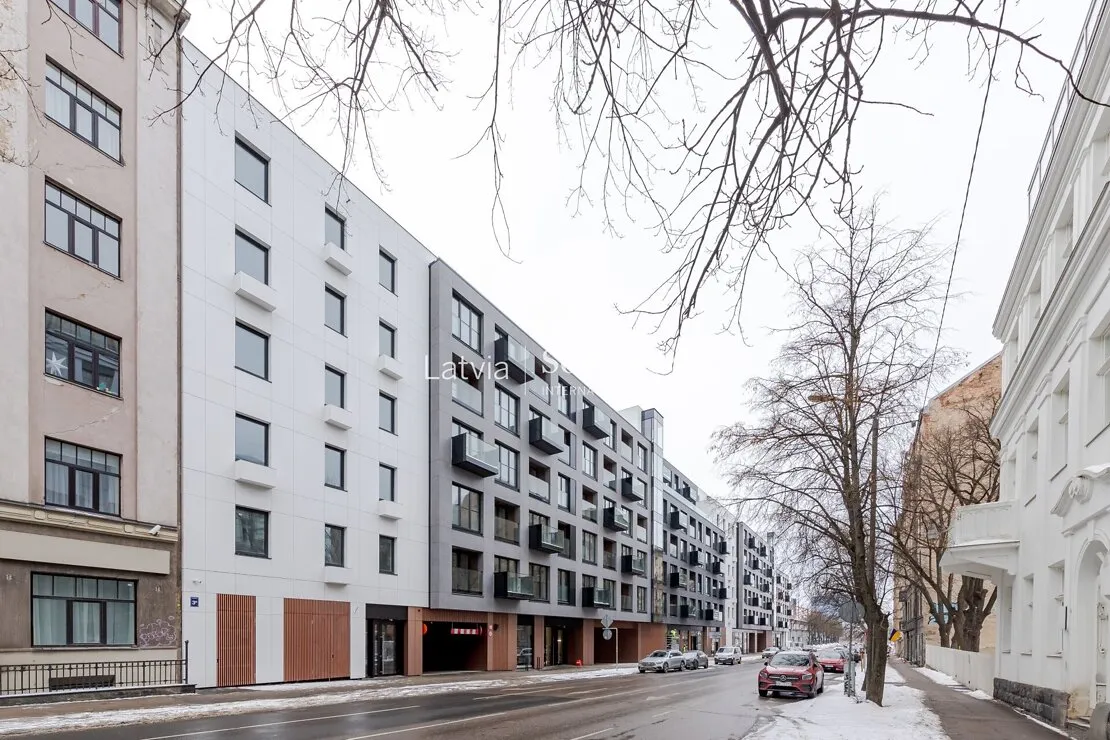 Rīga, Hanzas iela 3b