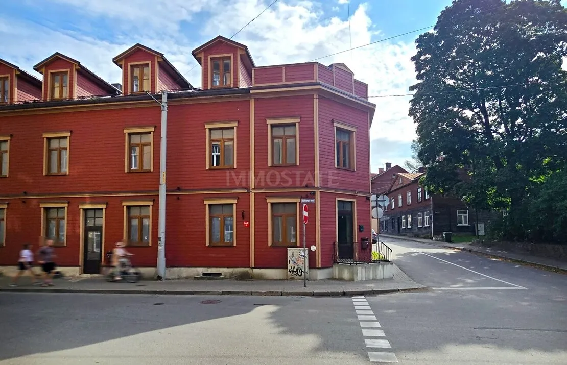 Rīga, Āgenskalns, Lapu iela 12