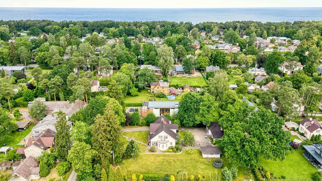 Jūrmala, Melluži, Grāvju iela 5