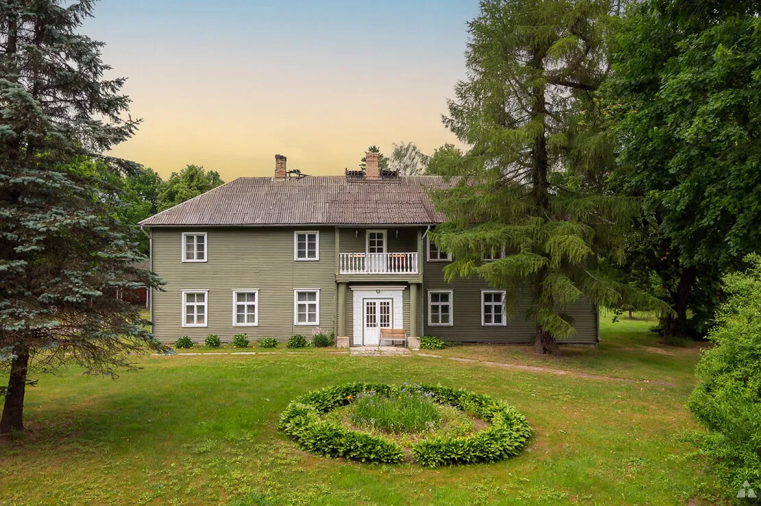 Jaunjelgava, Mednieku iela 11
