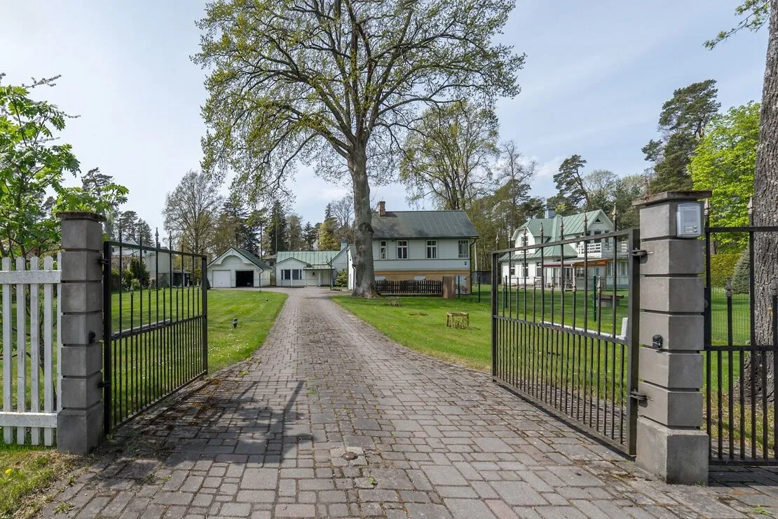 Jūrmala, Strēlnieku prospekts 84