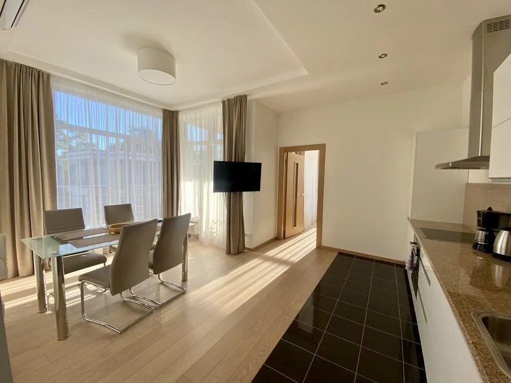 Jūrmala, Bulduri, Vienības prospekts 20