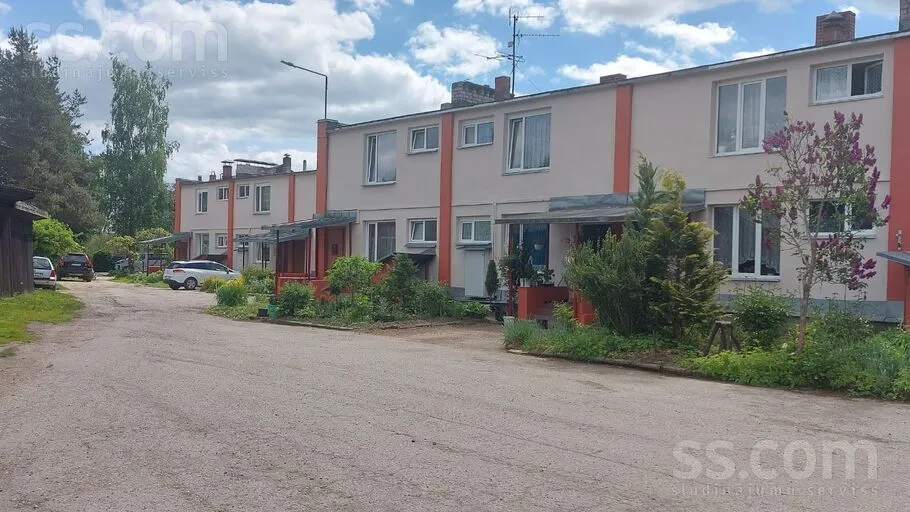 Blaumaņa 1a, Gulbene