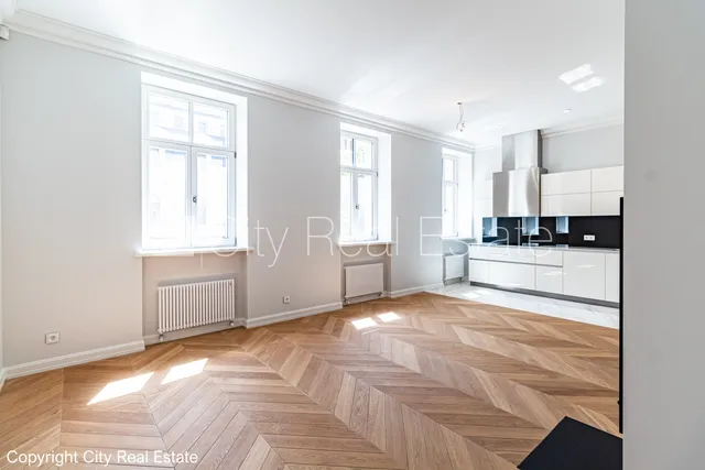 Rīga, Centrs, Elizabetes iela 18 — foto 4