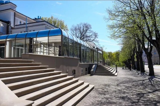 Rīga, Centrs, Tērbatas iela 2 — foto 2