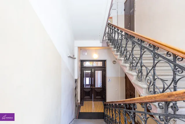 Rīga, Centrs, Zigfrīda Annas Meierovica bulvāris 4 — фото 2