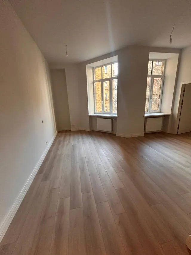 Rīga, Centrs, Lāčplēša iela 36 — foto 2