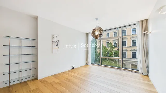 Rīga, Centrs, Elizabetes iela 39 — foto 2