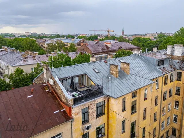 Rīga, Centrs, Krišjāņa Valdemāra iela 77 — foto 2