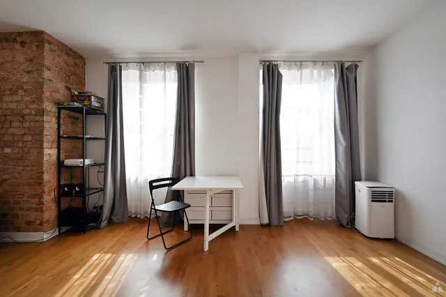 Rīga, Centrs, Krišjāņa Barona iela 129 — foto 3