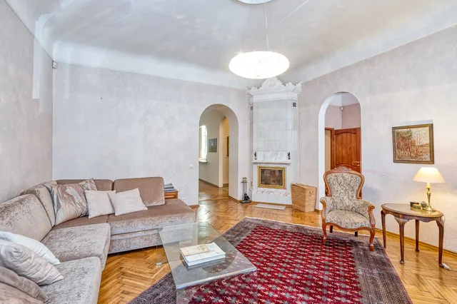 Rīga, Centrs, Baznīcas iela 35 — foto 4