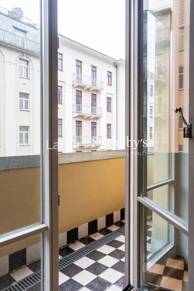 Rīga, Strēlnieku iela 1a — foto 4