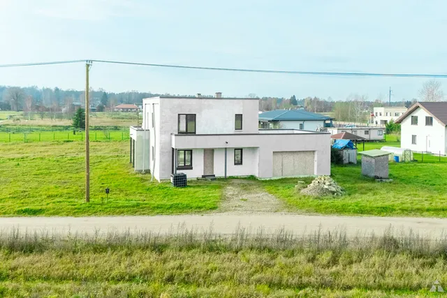 Siguldas nov., Inčukalns, Ievu iela 11 — foto 2