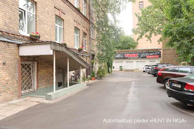 Rīga, Centrs, A.Čaka — foto 3