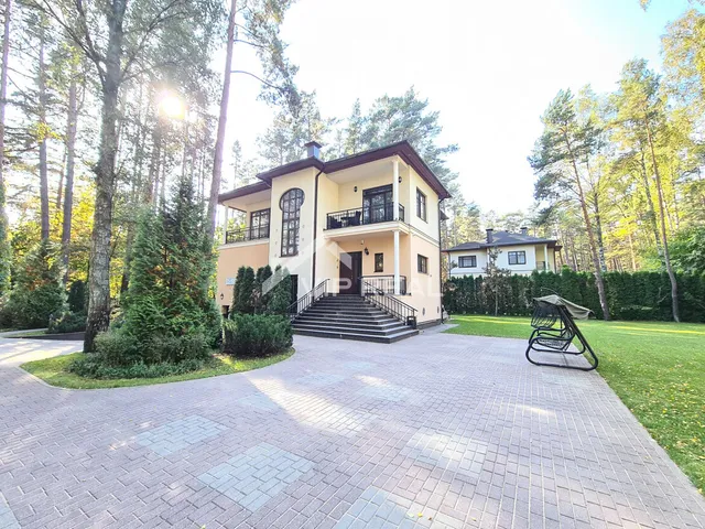 Jūrmala, Dzintari, Madonas iela — фото 4