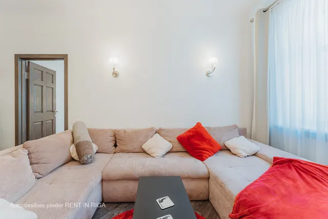 Rīga, Centrs, Lenču iela 2 — foto 2