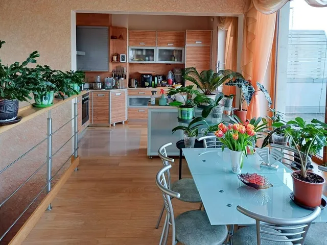 Rīga, Ziepniekkalns, Vienības gatve 185 — foto 4