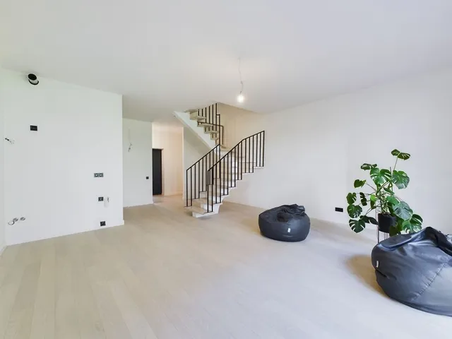 Rīga, Jugla, Skrudalienas iela 6 — foto 4