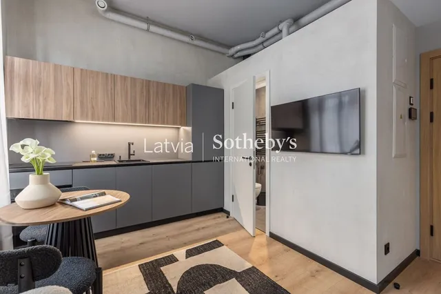 Rīga, Centrs, Krišjāņa Barona iela — фото 4